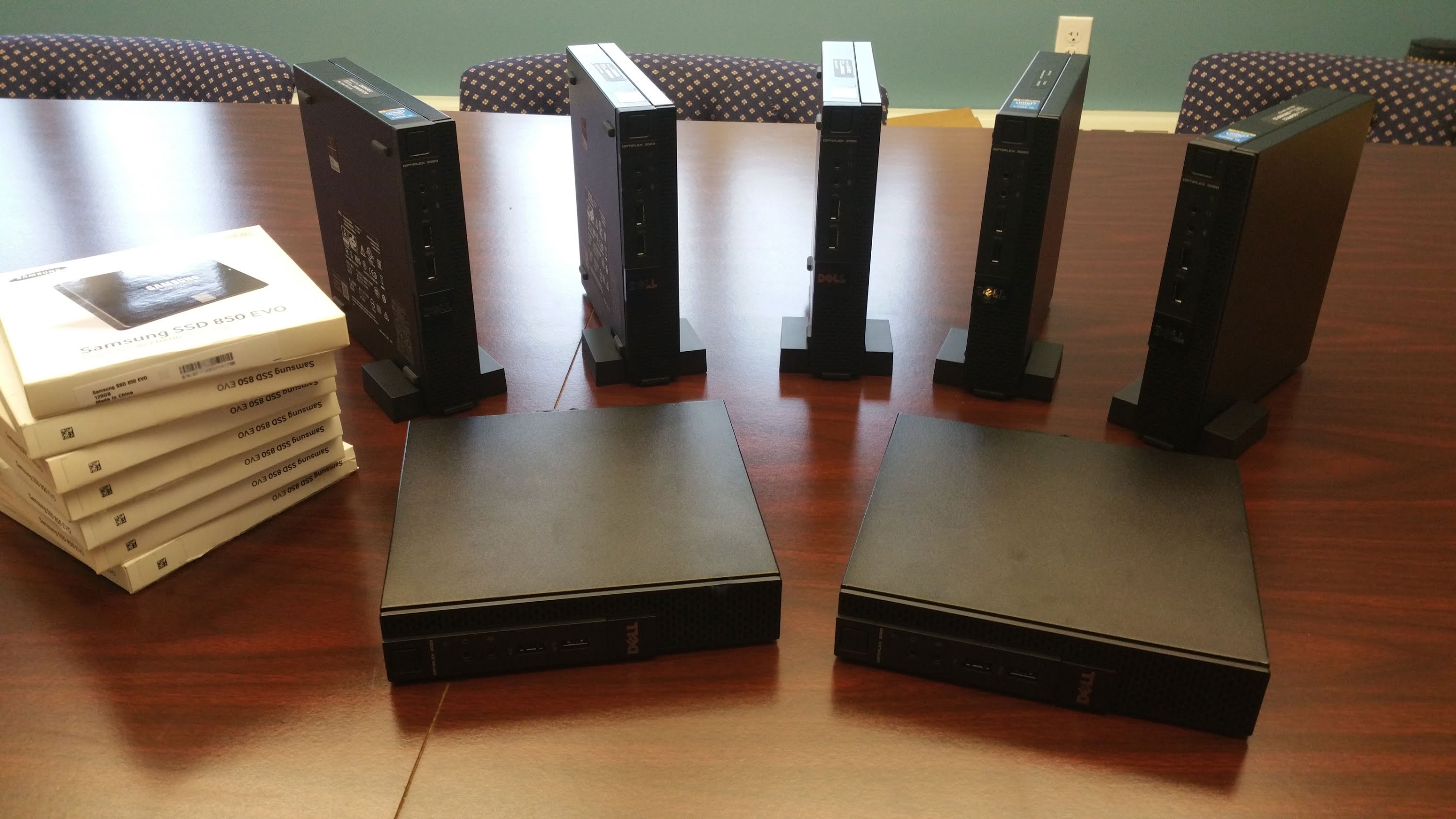 Dell Optiplex 3020 Micro unboxing by Intellibeam.