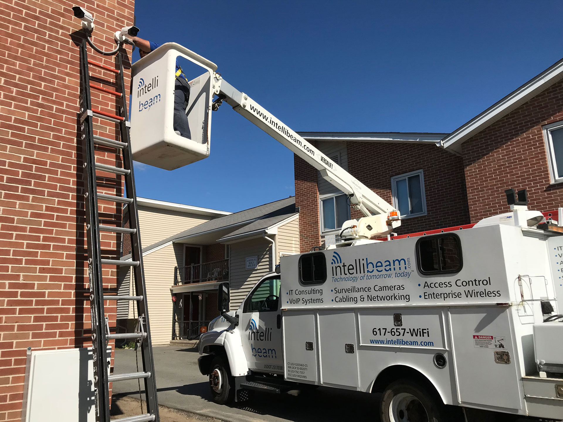 Ubiquiti wireless and Hikvision camera work…